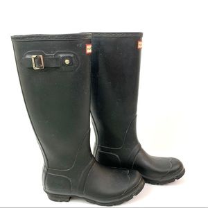 Tall Hunter Rain Boots Size 7